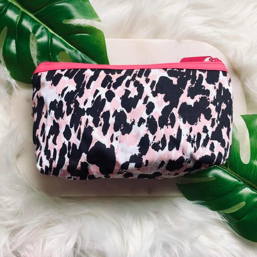 h&m • abstract cheetah canvas makeup bag